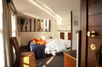 Boat De Barge Brugge